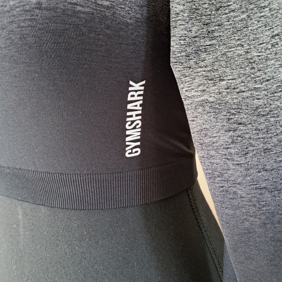 Gymshark Adapt Ombre Crop Top Grey Black Size Small Active Top Long Sleeved - Picture 9 of 15